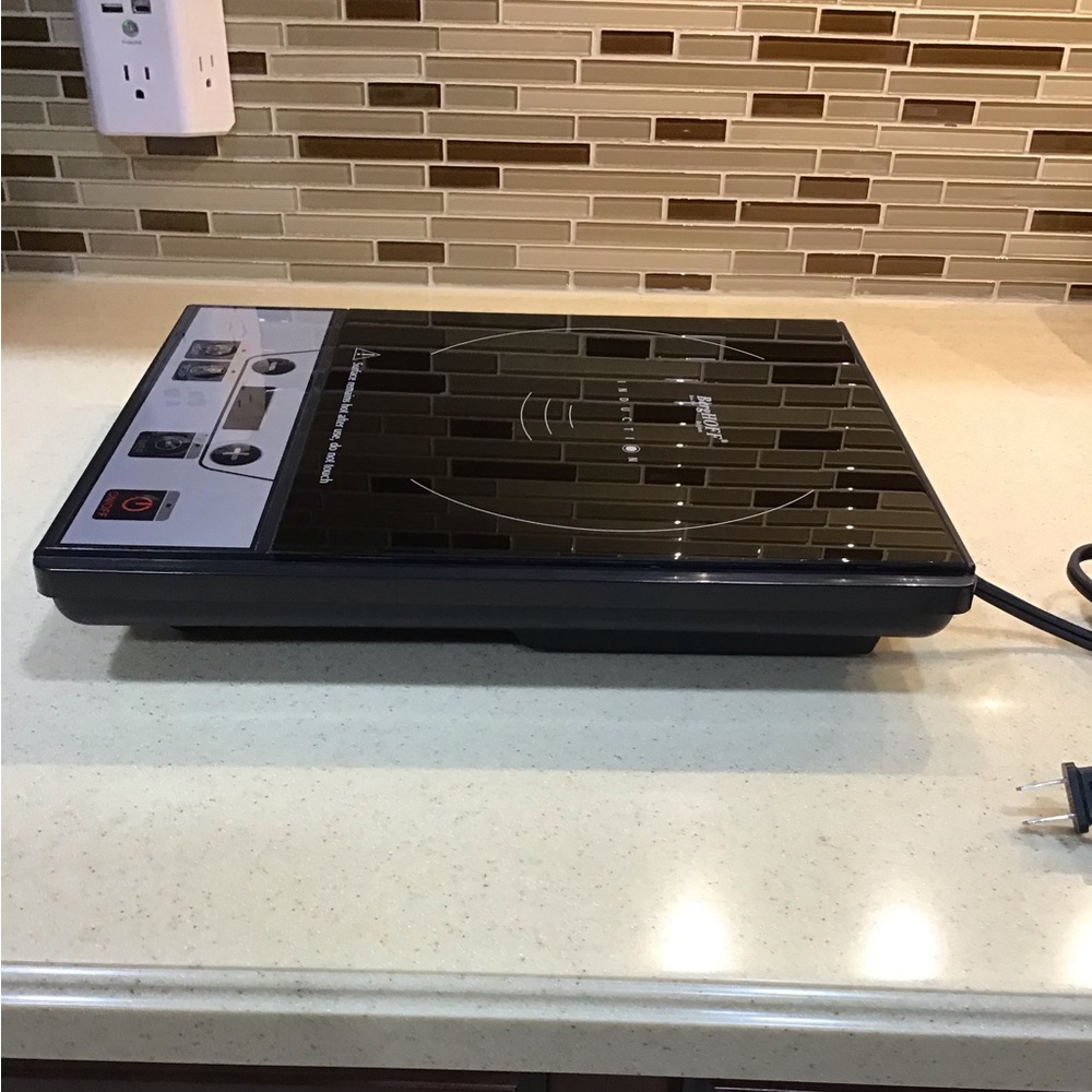 Brand new touch screen Induction Stove. Not in the original package.